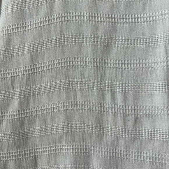 Banana Republic white sleeveless top - Picture 4 of 5